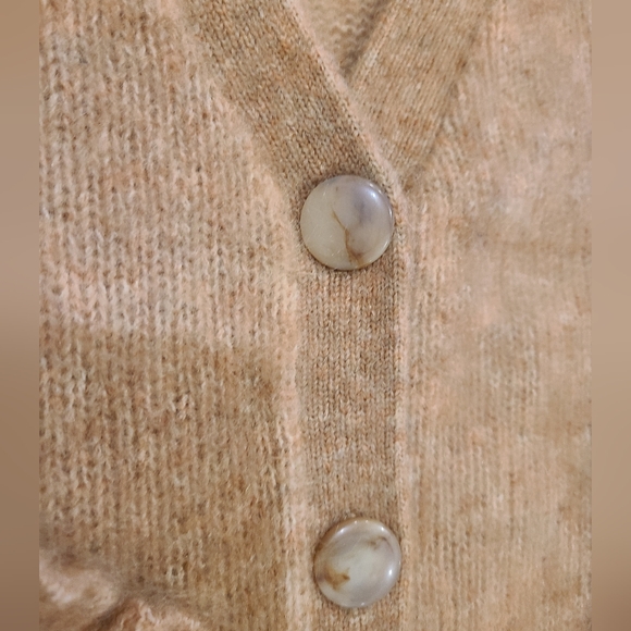 Sezane Mia Cardigan - Picture 3 of 7